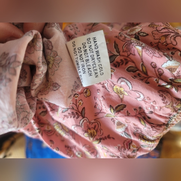 Davi & Dani 2XL Floral Pink Blouse 100% Rayon - Picture 8 of 8